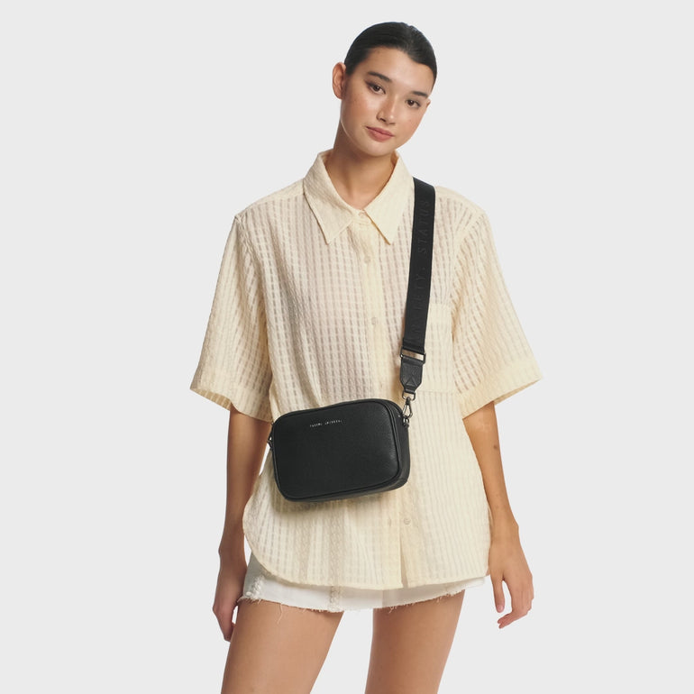 Status Anxiety Plunder With Webbed Strap Black