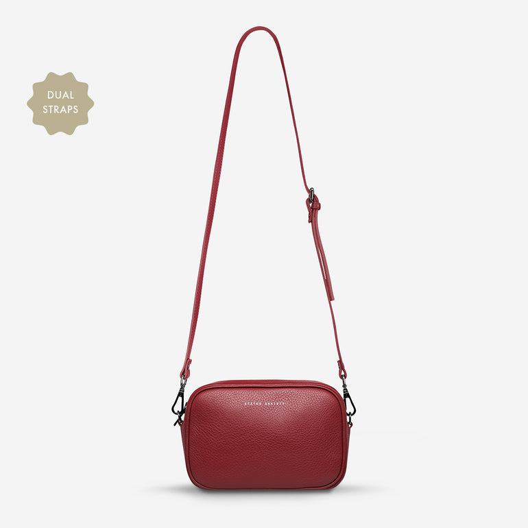 Status Anxiety Plunder With Webbed Strap Rouge
