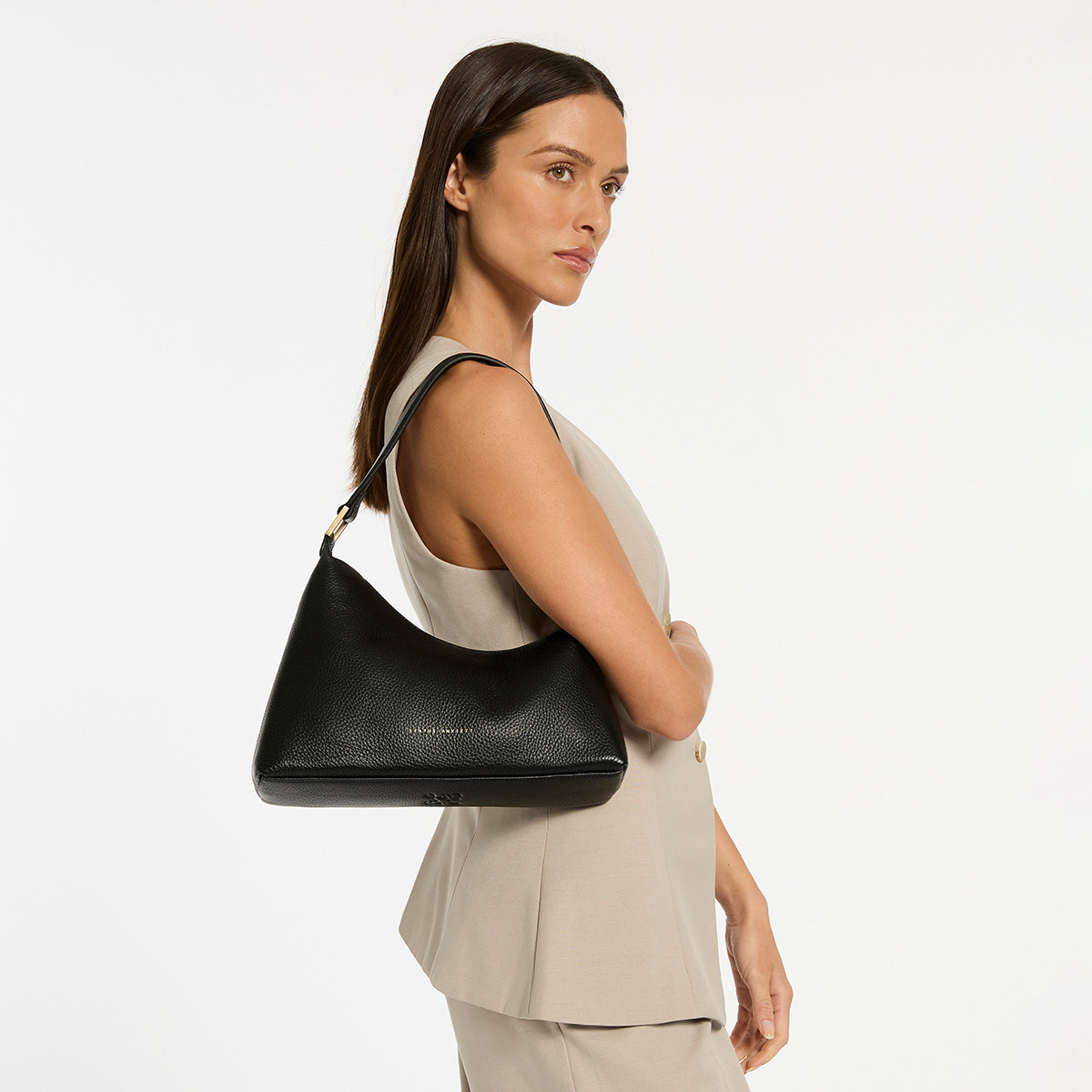 Reverie - Black/Brushed Gold