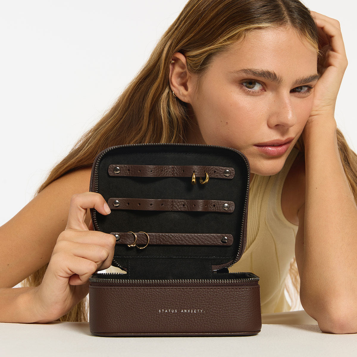 Shining Armour - Cocoa