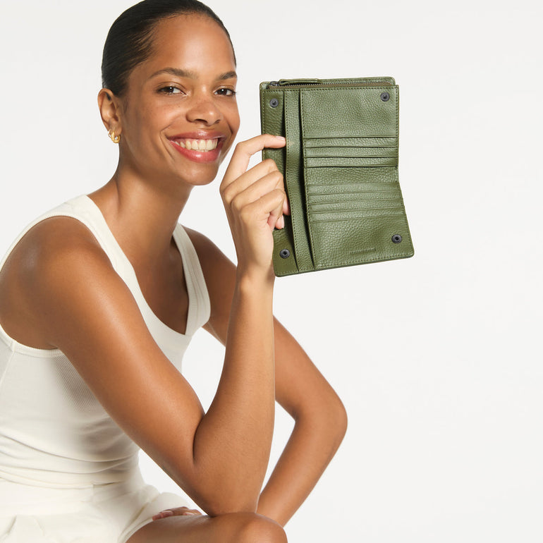 Status Anxiety Insurgency Women's Leather Wallet Khaki